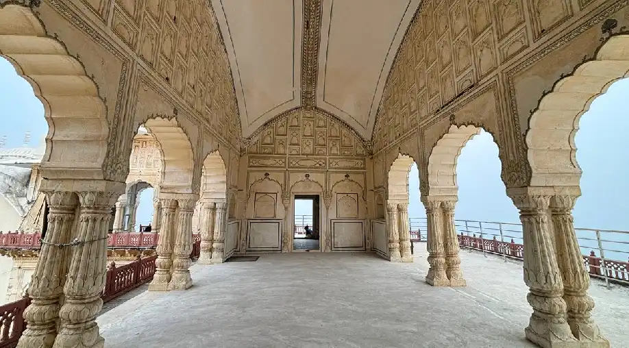 1755932228 68a96644dcaf4