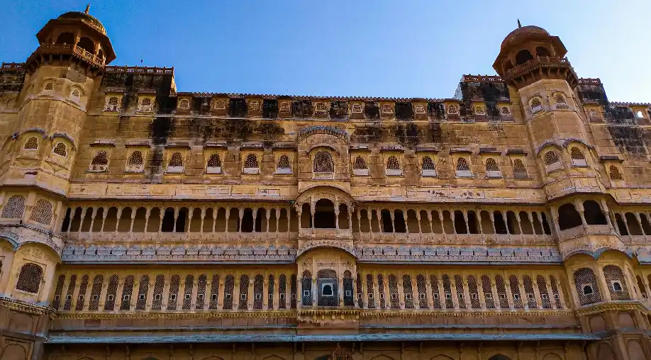 1756199825 68ad7b91a59f2