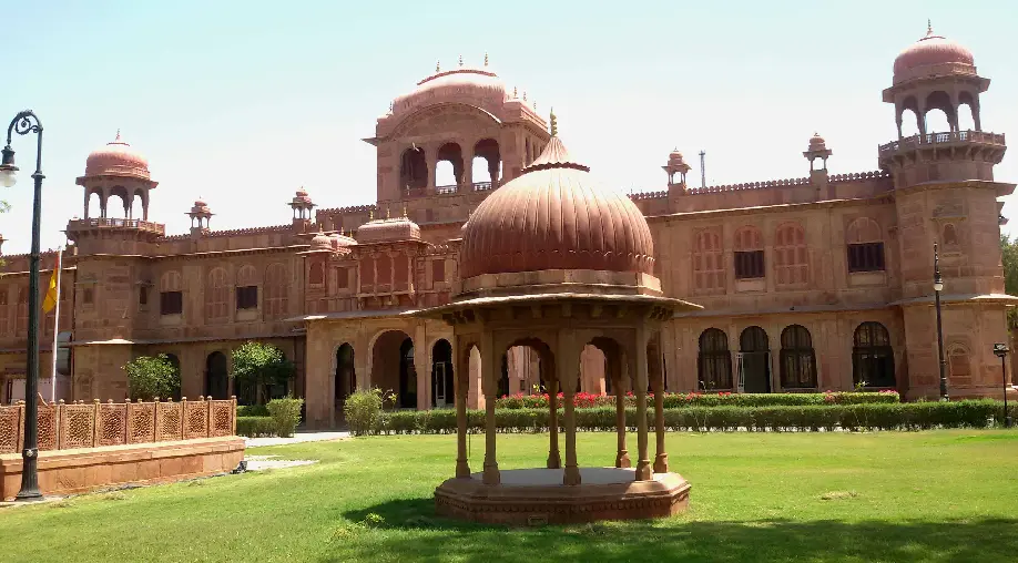 1756201759 68ad831f67394