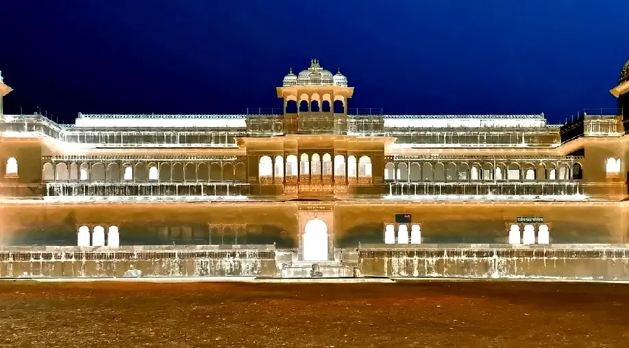 1756543321 68b2b95933325