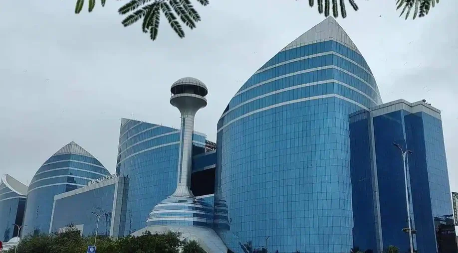 1756878400 68b7d64023b00