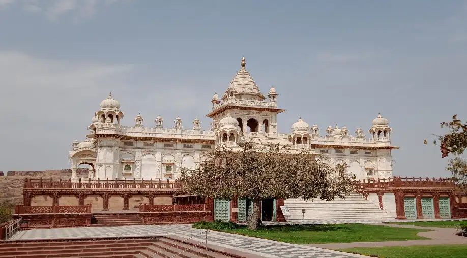 1757146633 68bbee09bd18e