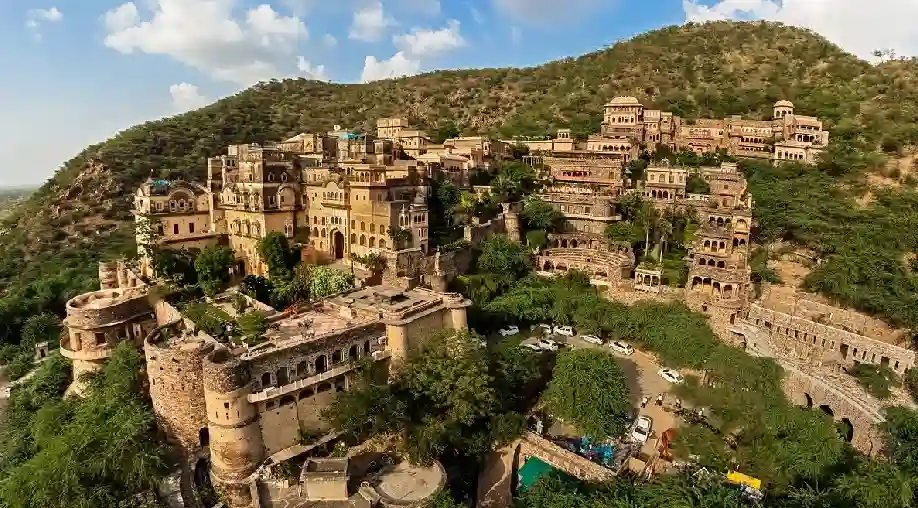 Alwar Tour Packages from Mathura