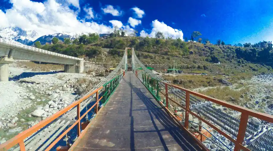 1759904040 68e60128aed8d