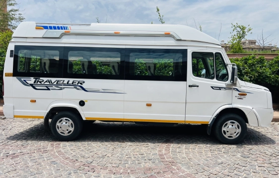 17  Seater Tempo Traveller In Jaipur