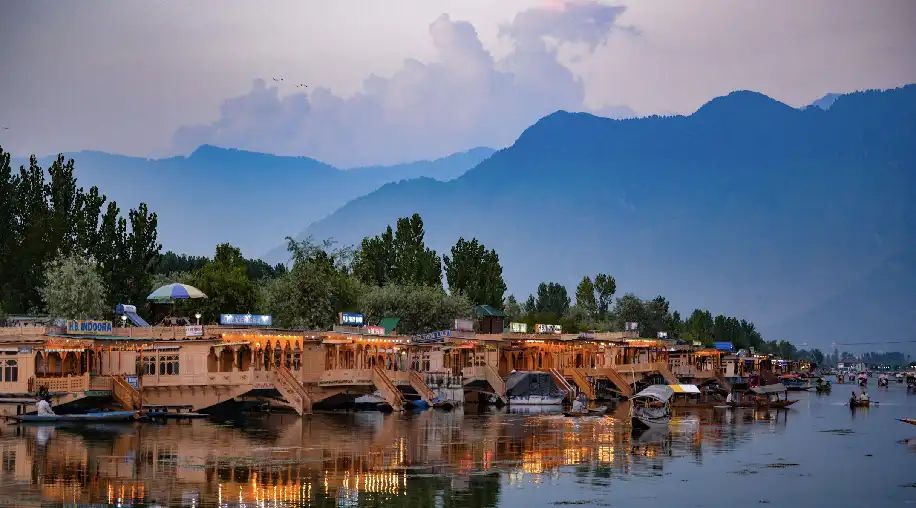 Srinagar Tour Package 5 Days