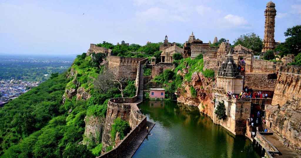 chittorgarh-fort-palaces-and-temple