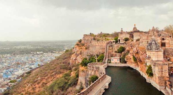udaipur-tour-from-pune-about